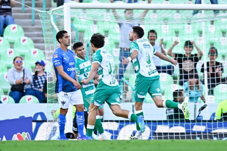 Santos Laguna derrota 3-0 a Monterrey en el cierre de la fase regular