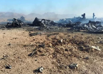 Rescatan a tripulantes de F-15 en territorio iraní