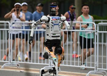 ¿El fin de la supremacía humana? El robot “Shandian” destroza los tiempos del medio maratón