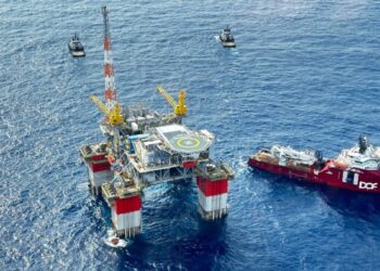 Campo petrolero frente a Tamaulipas registra avance del 56%