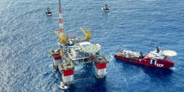 Campo petrolero frente a Tamaulipas registra avance del 56%