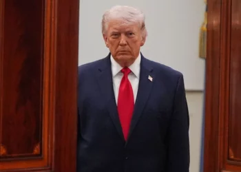 Trump amaga con destruir la infraestructura de Irán