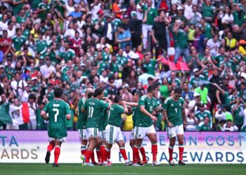 Oribe Peralta lidera el triunfo de México ante Brasil con doblete en el Estadio Banorte