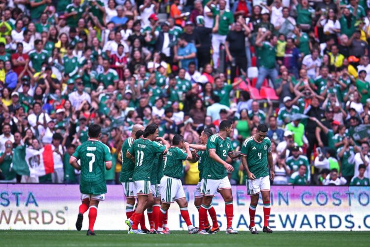 Oribe Peralta lidera el triunfo de México ante Brasil con doblete en el Estadio Banorte
