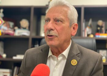Ponen bajo la lupa los honorarios de notarios