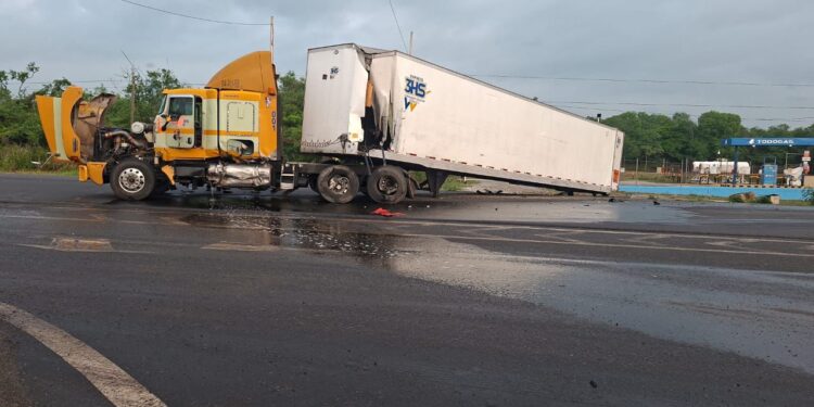 Racha de accidentes en carreteras de Tamaulipas: dos muertos