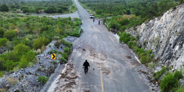 Lluvias provocan deslaves y riesgos carreteros en Tamaulipas