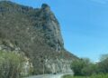 El imponente Cerro de la Piedra en la carretera Victoria-Jaumave-SLP