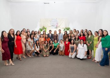 Festejan a los maestros de “Familia UAT”