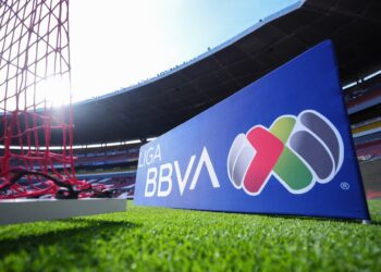 Fútbol de estufa al momento: Altas, bajas y las negociaciones clave del Apertura 2026