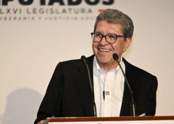 Recibe Comisión Permanente iniciativa de Monreal para establecer como nulidad de elecciones la intervención extranjera