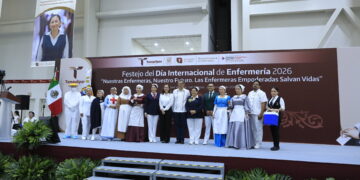 Reconoce Américo Villarreal labor de las enfermeras y enfermeros de Tamaulipas