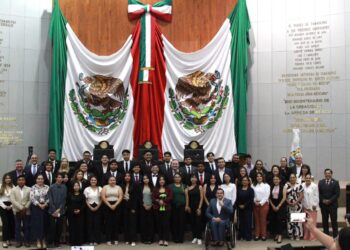 Jóvenes tamaulipecos debaten iniciativas en Congreso de la Juventud