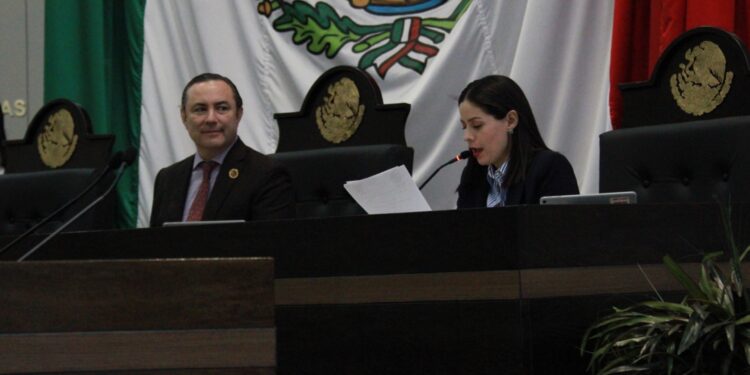 Propone Gobernador Villarreal reforma que prohíbe reelección de alcaldes y diputados en Tamaulipas
