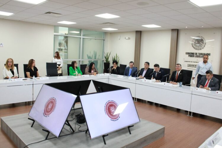 Diputados y consejeros del IETAM revisan la iniciativa de reforma electoral