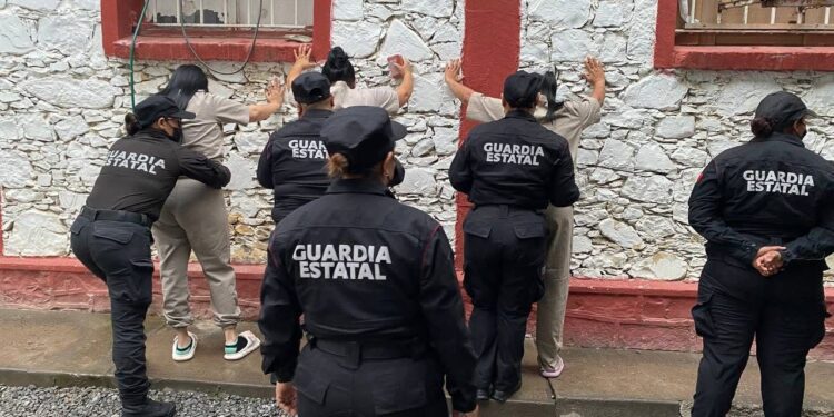 Realizan cateo sorpresivo en penal de Victoria