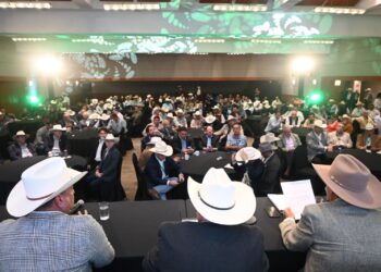 En unidad se enfrentan los problemas de sanidad y productividad de la ganadería de México