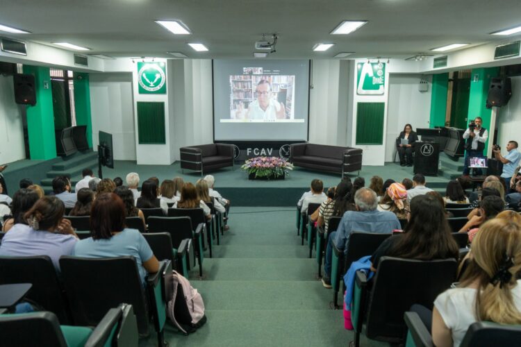 Analizan académicos e investigadores de la UAT desafíos y oportunidades de la inteligencia artificial