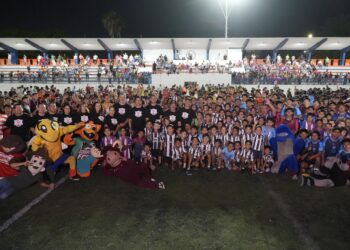 El rector inaugura la Copa UAT 2026 con Ricardo Chávez como invitado de honor
