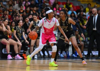 CorreBasket cae 90-109 ante Fuerza Regia en primero de la serie en Monterrey