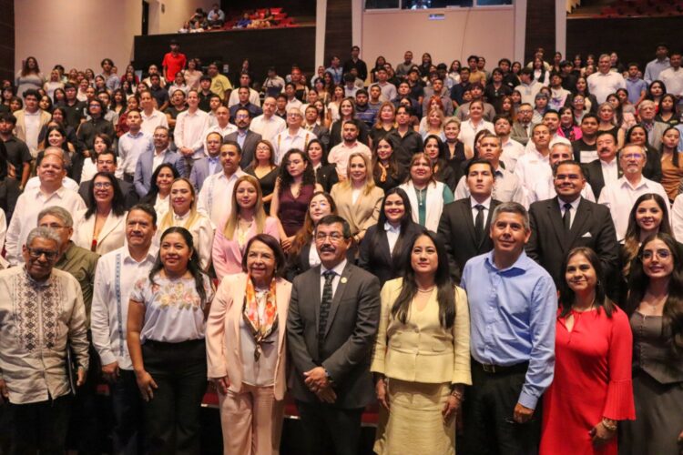 Estudiantes de derecho de la UAT se incorporan al Poder Judicial Federal para avanzar en su formación profesional