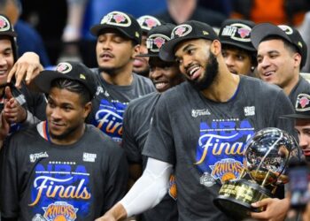 Barrida histórica: Los Knicks vencen a Cleveland 130-93 y conquistan la Conferencia Este
