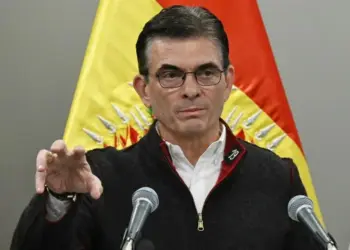 Presidente de Bolivia descarta renunciar