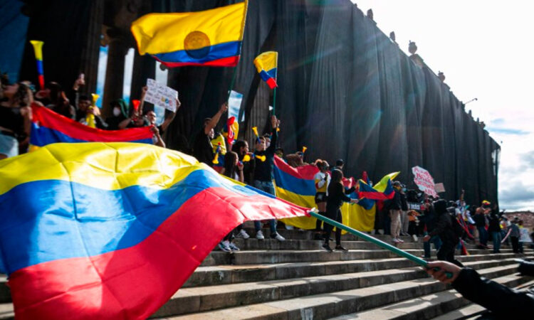 Colombia rumbo a las urnas: ¿Continuidad oficialista o regreso al conservadurismo?