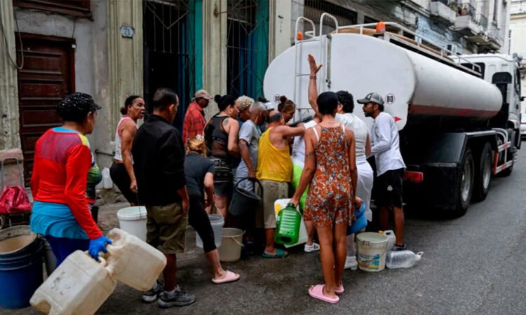 Crisis hidráulica en Cuba: El impacto del embargo financiero en el acceso al agua potable