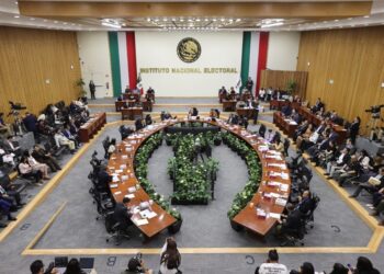 Se deslinda INE de revisar “narcocandidaturas”