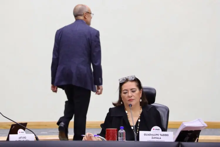 INE busca aplazar elección judicial por complejidad técnica