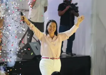 Fujimori y Sánchez definirán la presidencia de Perú