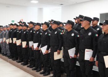 ¡Policías a la calle! se gradúan 58