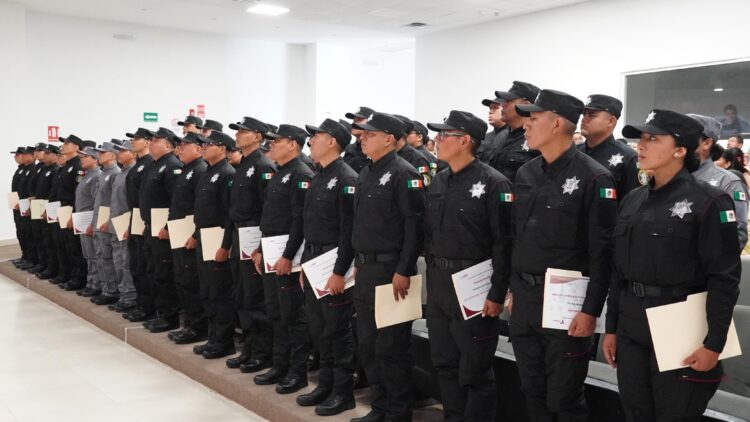 ¡Policías a la calle! se gradúan 58
