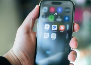 Shadow AI: El peligro oculto de los empleados que usan inteligencia artificial personal en el trabajo