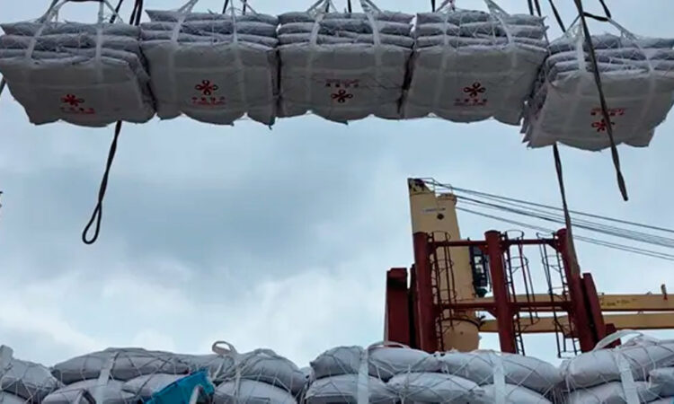 China envía cargamento masivo de arroz a Cuba para mitigar la escasez de alimentos en la isla