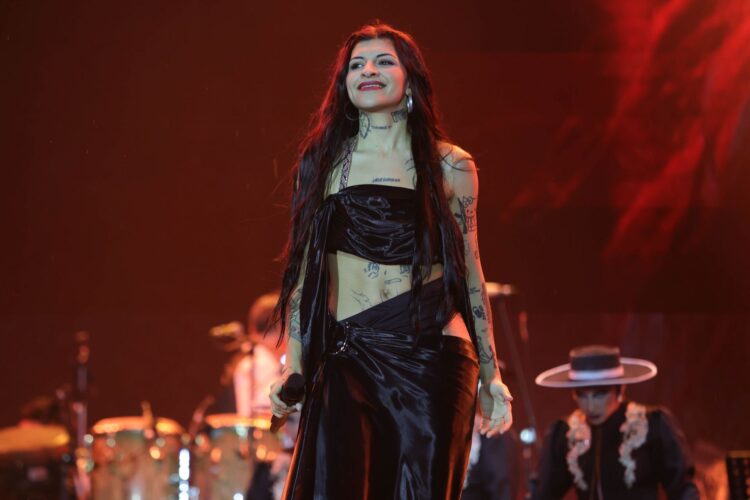 “Legalmente no puedo”: Cazzu rompe el silencio en México sobre el litigio con Christian Nodal
