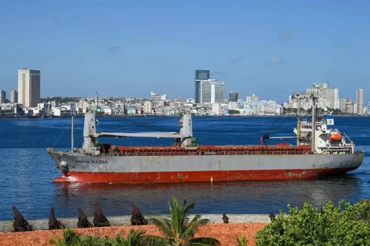 México envía quinto cargamento humanitario a Cuba