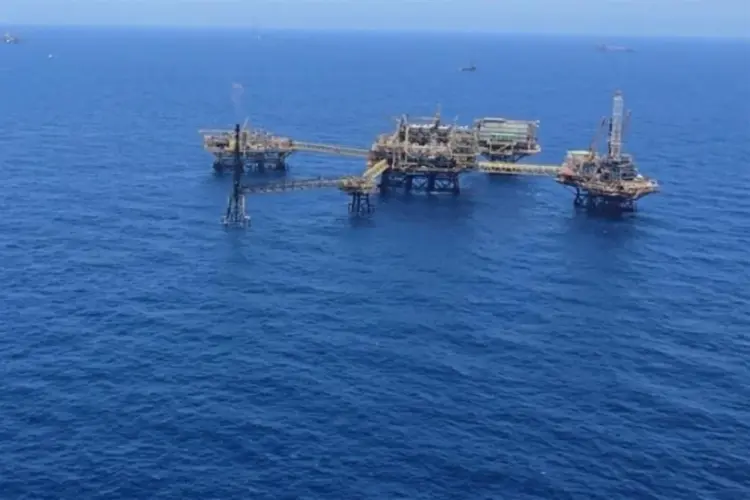 ASEA halla manchas de hidrocarburo en Cantarell