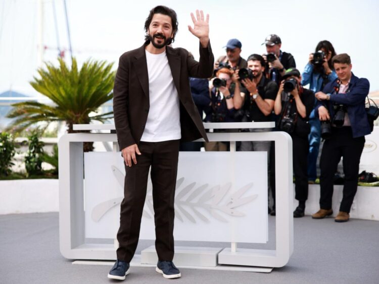 Diego Luna presenta ‘Ceniza en la Boca’ en el Festival de Cannes ante una ovación de cinco minutos