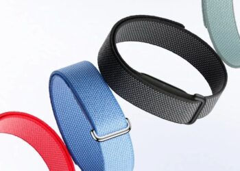 Google presenta Fitbit Air, su nueva apuesta por el monitoreo de salud minimalista