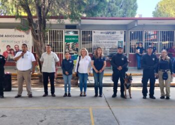 Fiscalía capacita a estudiantes contra el acoso cibernético