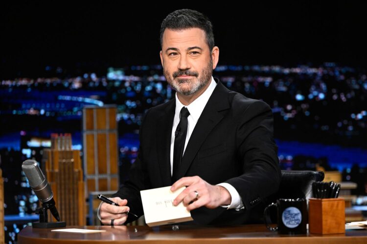 Jimmy Kimmel cancela su programa en solidaridad con Stephen Colbert y critica a la cadena CBS