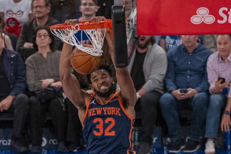 Los New York Knicks avanzan a las finales de conferencia tras barrer a Philadelphia