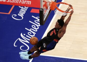 Brunson y Towns sentencian a unos 76ers sin Embiid en el Madison Square Garden