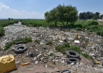 Semarnat presenta estrategia contra suelos contaminados en México