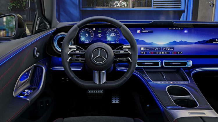 Mercedes-Benz revela el diseño y tecnología interior del nuevo Clase C eléctrico