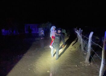 Rescate de emergencia en Tula por intensas lluvias