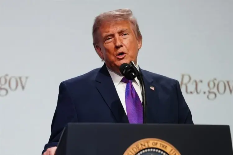 Retiran litigio de Trump tras millonario acuerdo