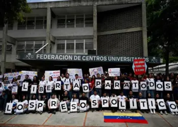 Venezuela concede beneficios humanitarios a 300 reos
